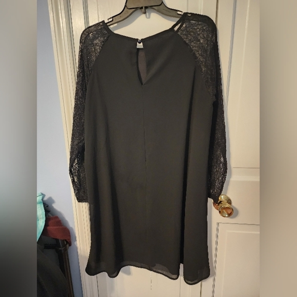 Elegant Black Chiffon Lace Accebts Black‎ Party Dress. Classic. Flattering. 14 - Picture 9 of 11